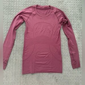 Lululemon Swiftly Tech Long Sleeve size 6